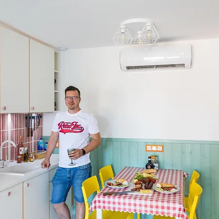 Balatonic Retro Apartment
