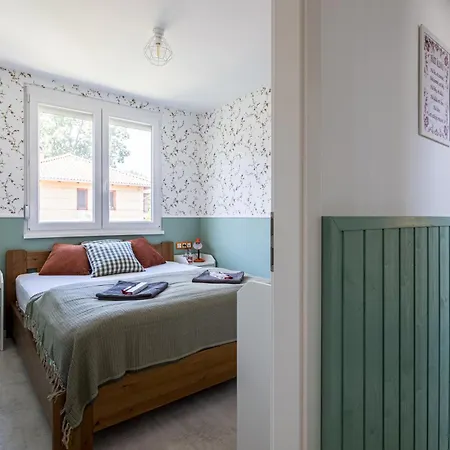 Balatonic Retro Apartment *